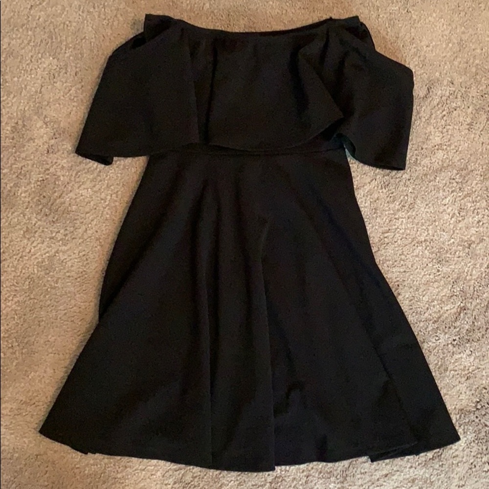 NWOT Off the Shoulder Mini Dress